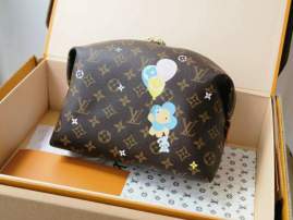 Picture of Louis Vuitton Wallets _SKUfw197605307fw